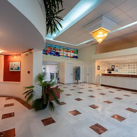 Porto Iliessa ホテル 4*