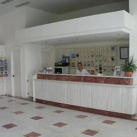 ホテル Porto Iliessa